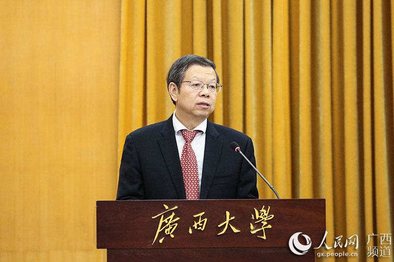 刘正东在国际投资贸易与广西自贸区法制建设国际研讨会上的致辞来自世界各地的国际投资贸易法研究专家们汇聚365英国上市集团官方网站，围绕中国（广西）自由贸易试验区建设需要，共同探讨国际经贸投资合作中的法律风险及解决之道，我表示诚挚的欢迎和衷心的感谢【详细】 